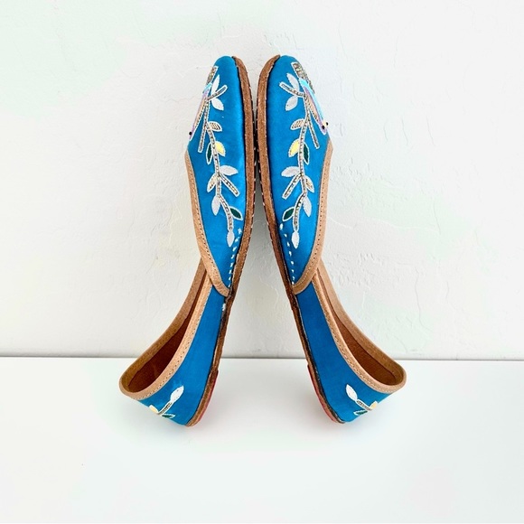 Handmade Imported Embroidered Leather Boho Flats, Juttis, Made in India, New - Picture 4 of 11